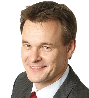 Dr Wolfgang Lippert